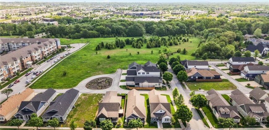 8125 N Farley Avenue, Kansas City, MO 64158