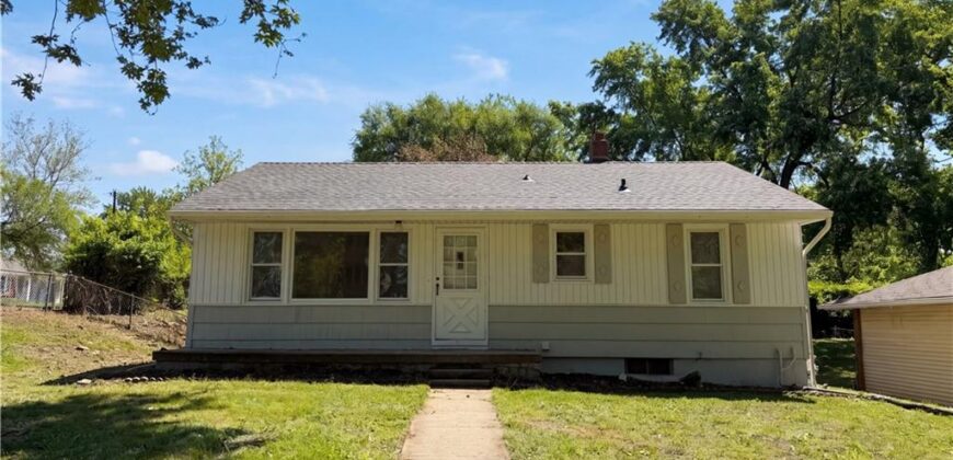 5333 N Euclid Avenue, Kansas City, MO 64118