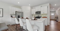 208 Lake Meadows Drive, Smithville, MO 64089