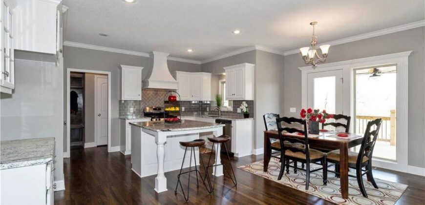 8977 NE 99th Street, Kansas City, MO 64157