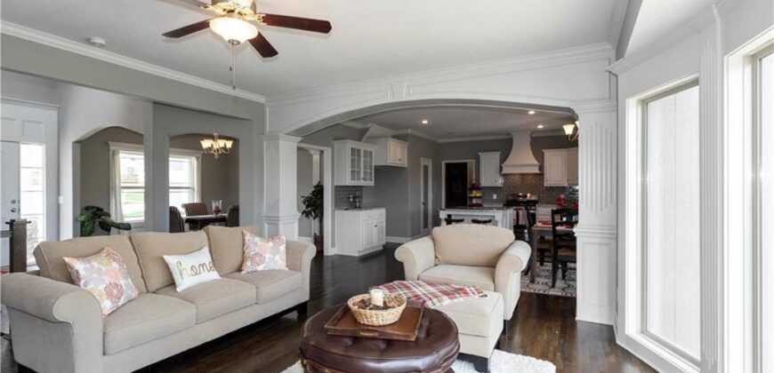 8977 NE 99th Street, Kansas City, MO 64157