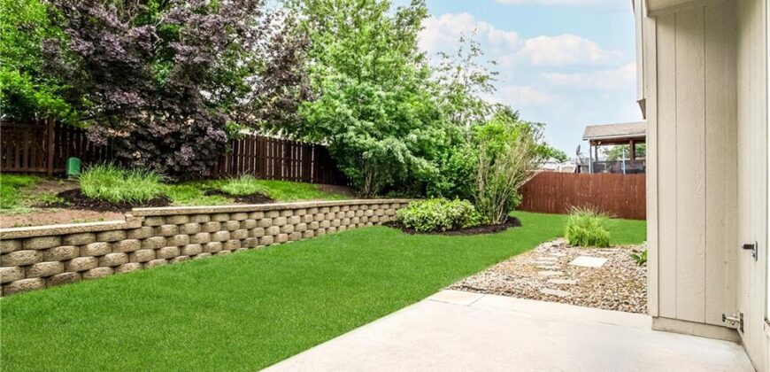 18109 Guinevere Court, Smithville, MO 64089