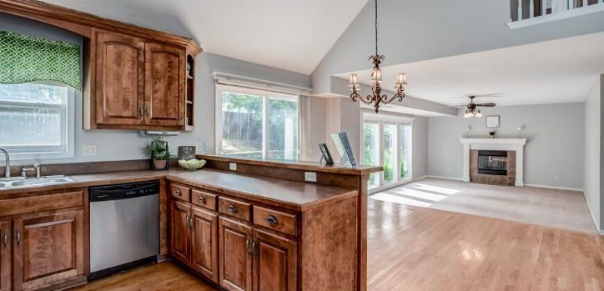 18109 Guinevere Court, Smithville, MO 64089