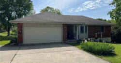 5909 N Broadway Street, Gladstone, MO 64118