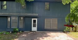 7130 N Woodland Avenue, Gladstone, MO 64118
