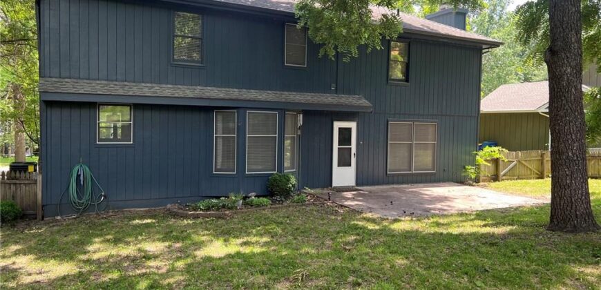 7130 N Woodland Avenue, Gladstone, MO 64118