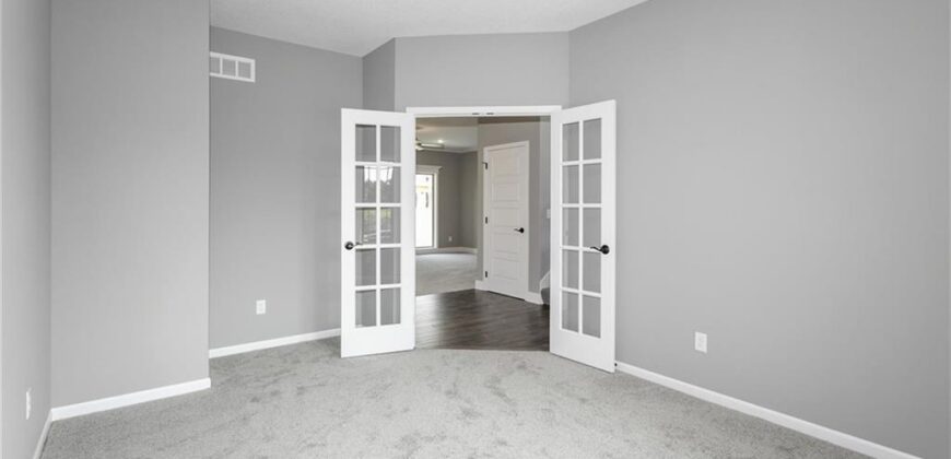 8891 N Monroe Avenue, Kansas City, MO 64156