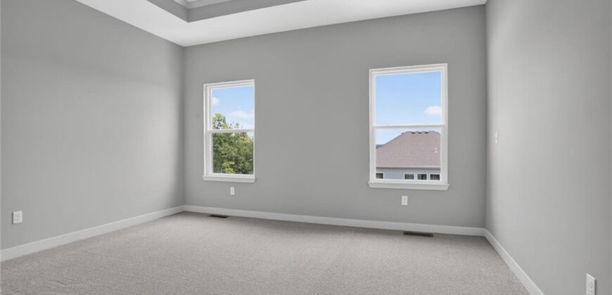 16268 Giorgia Street, Parkville, MO 64152