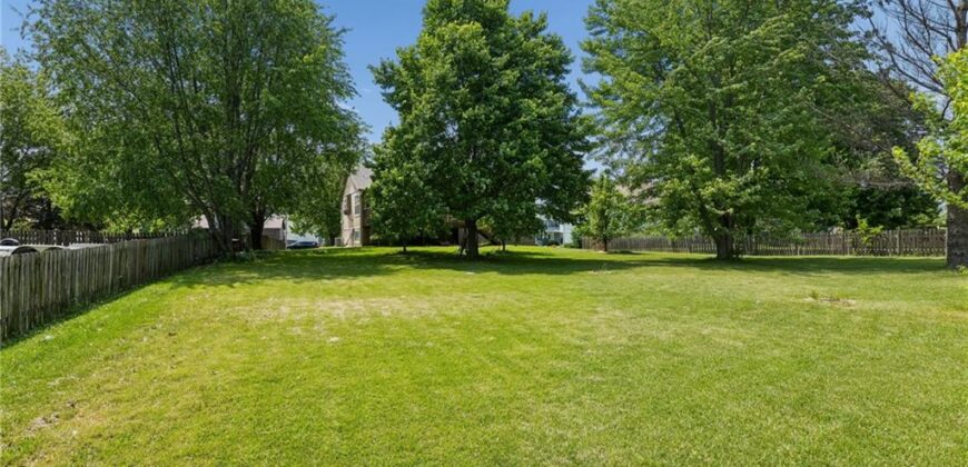 10947 N Wallace Avenue, Kansas City, MO 64157