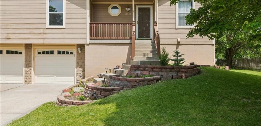 10947 N Wallace Avenue, Kansas City, MO 64157