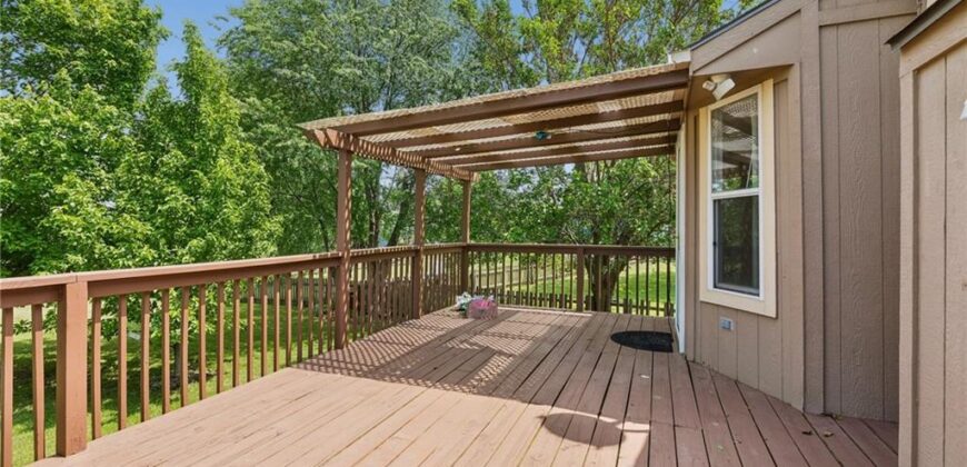 10947 N Wallace Avenue, Kansas City, MO 64157