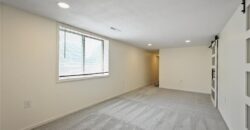 6711 N Broadway Street, Kansas City, MO 64118