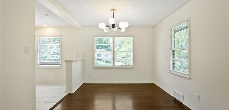 6711 N Broadway Street, Kansas City, MO 64118