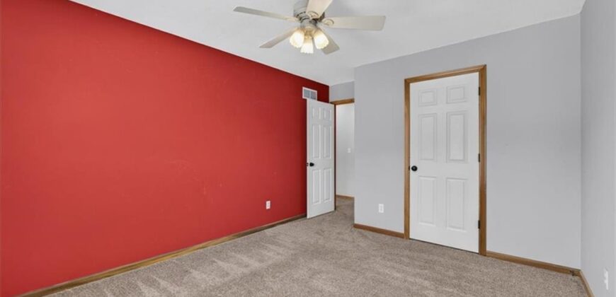 623 NE 94th Terrace, Kansas City, MO 64155