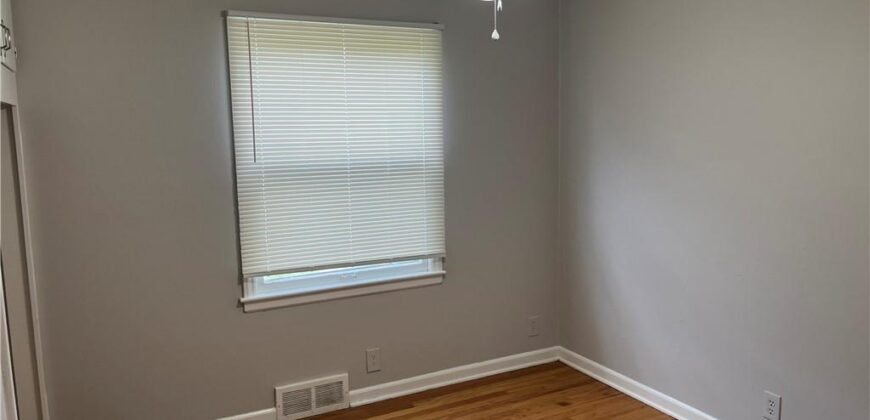 4208 N Brighton Avenue, Kansas City, MO 64117