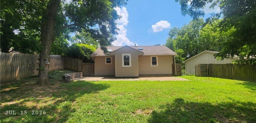 4308 N Bellaire Avenue, Kansas City, MO 64117