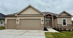 504 Skyview Lane, Liberty, MO 64068