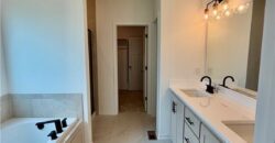 504 Skyview Lane, Liberty, MO 64068