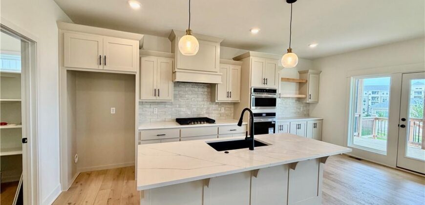 504 Skyview Lane, Liberty, MO 64068