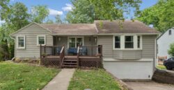 4900 NE Park Lane, Kansas City, MO 64118