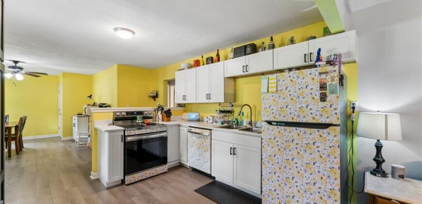 4900 NE Park Lane, Kansas City, MO 64118