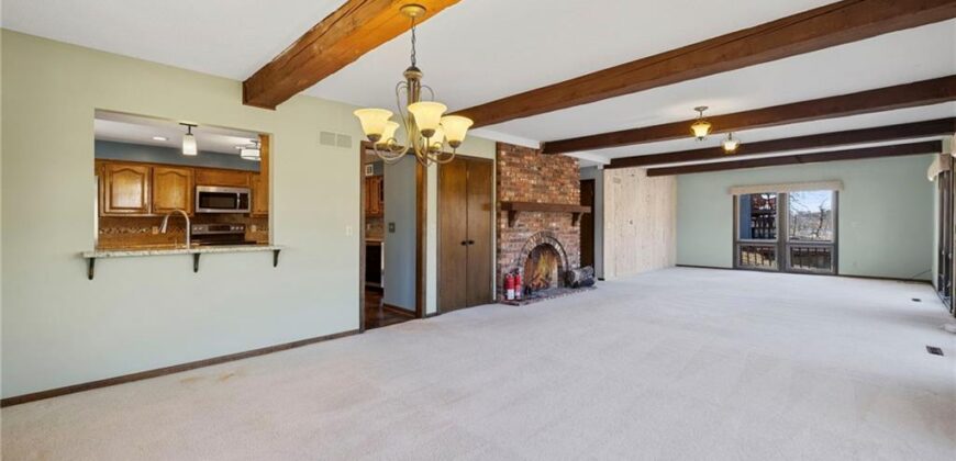 7616 NW Eastside Drive, Weatherby Lake, MO 64152