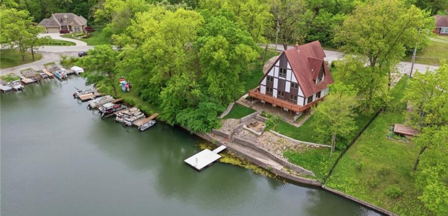 7616 NW Eastside Drive, Weatherby Lake, MO 64152
