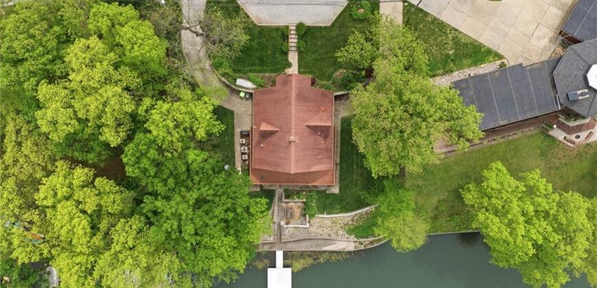 7616 NW Eastside Drive, Weatherby Lake, MO 64152