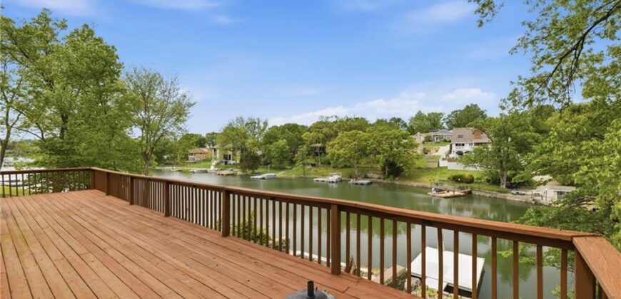 7616 NW Eastside Drive, Weatherby Lake, MO 64152