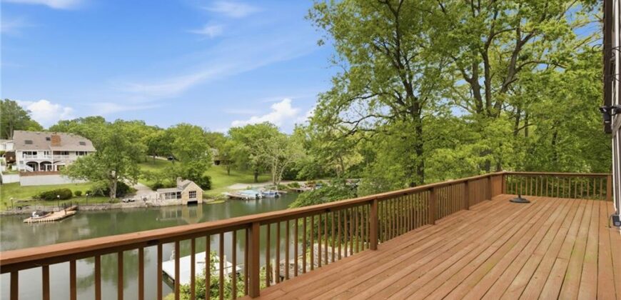 7616 NW Eastside Drive, Weatherby Lake, MO 64152