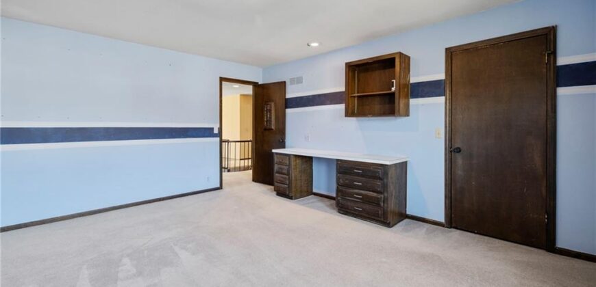 7616 NW Eastside Drive, Weatherby Lake, MO 64152