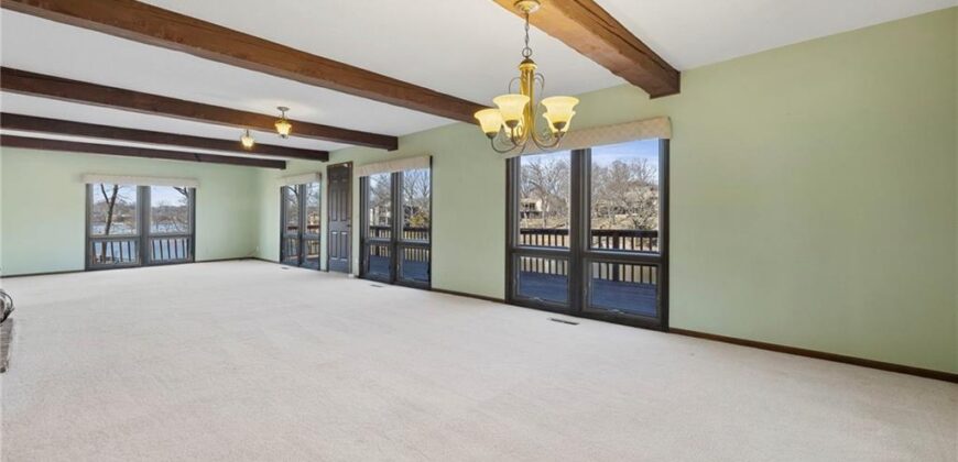 7616 NW Eastside Drive, Weatherby Lake, MO 64152