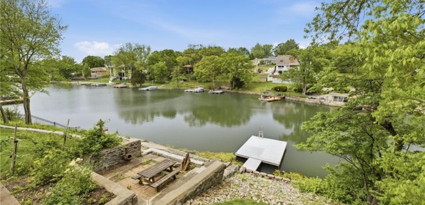 7616 NW Eastside Drive, Weatherby Lake, MO 64152