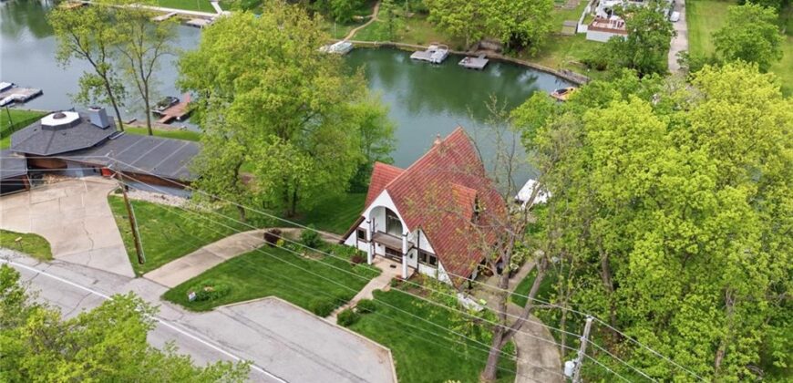 7616 NW Eastside Drive, Weatherby Lake, MO 64152