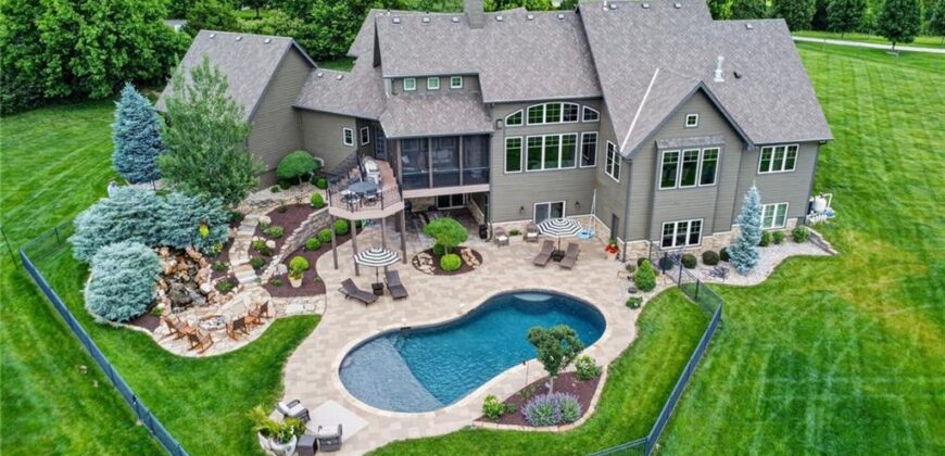 7975 NW Breckenridge Drive, None/County, MO 64152
