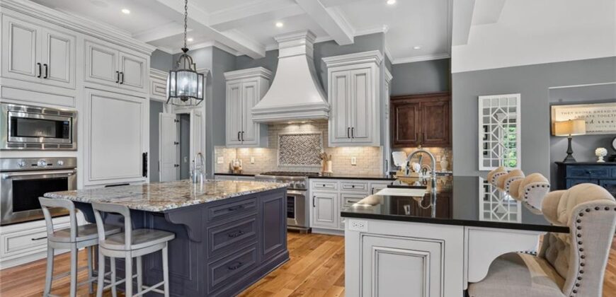 7975 NW Breckenridge Drive, None/County, MO 64152