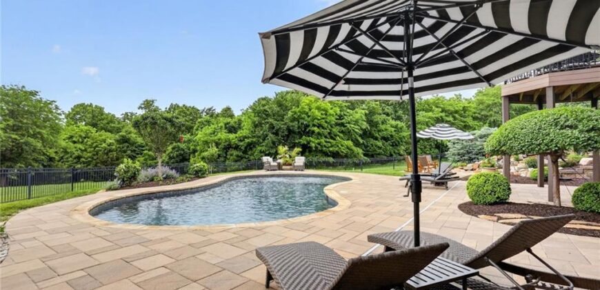 7975 NW Breckenridge Drive, None/County, MO 64152