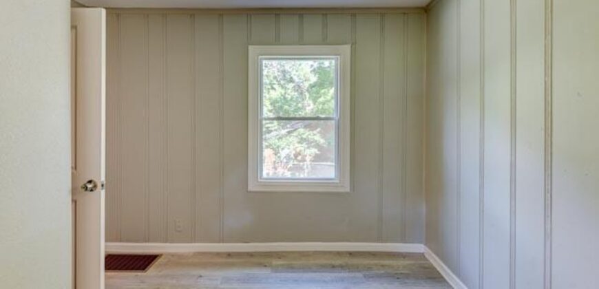 3813 NE 42nd Terrace, Kansas City, MO 64117