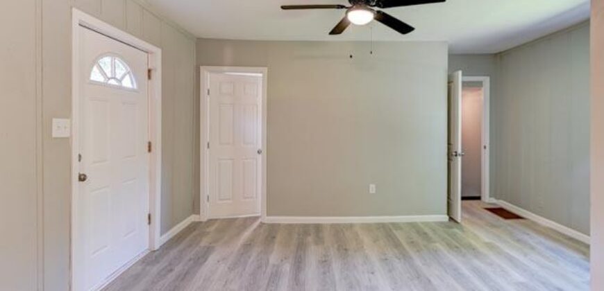 3813 NE 42nd Terrace, Kansas City, MO 64117