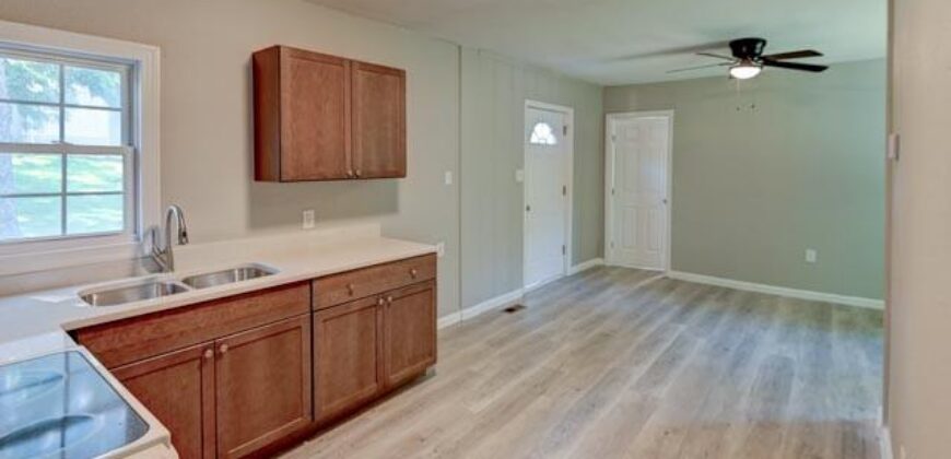 3813 NE 42nd Terrace, Kansas City, MO 64117
