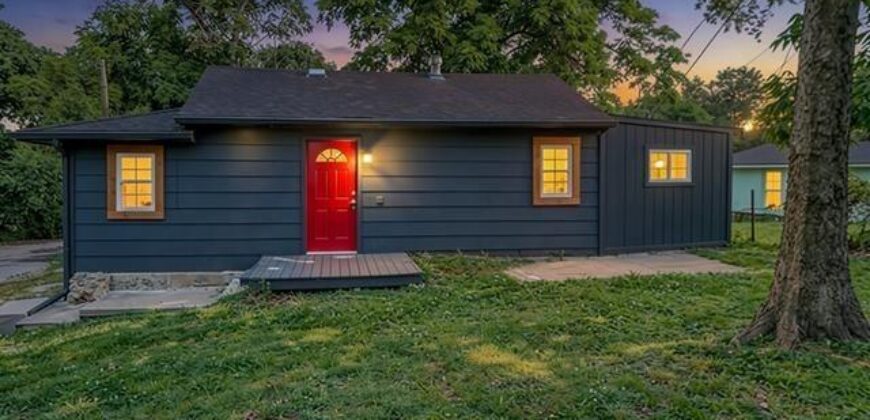 3813 NE 42nd Terrace, Kansas City, MO 64117