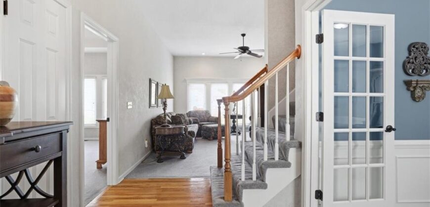 8623 N Richmond Avenue, Kansas City, MO 64157