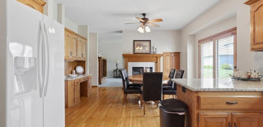 8623 N Richmond Avenue, Kansas City, MO 64157
