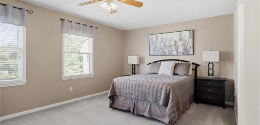 8623 N Richmond Avenue, Kansas City, MO 64157