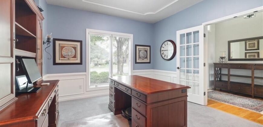 8623 N Richmond Avenue, Kansas City, MO 64157