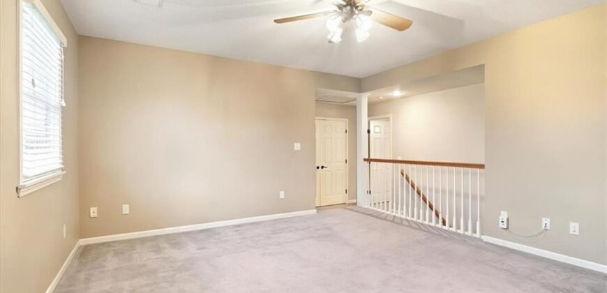 8623 N Richmond Avenue, Kansas City, MO 64157
