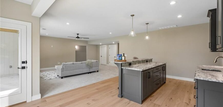 2717 NE 91st Place, Kansas City, MO 64156