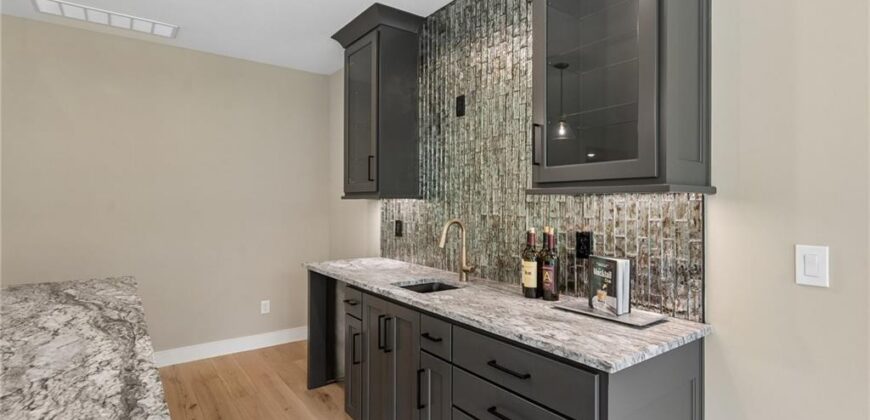 2717 NE 91st Place, Kansas City, MO 64156