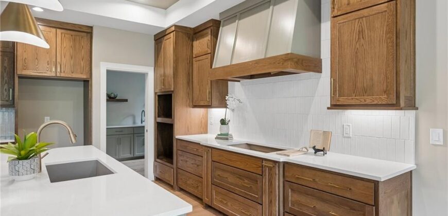 2717 NE 91st Place, Kansas City, MO 64156