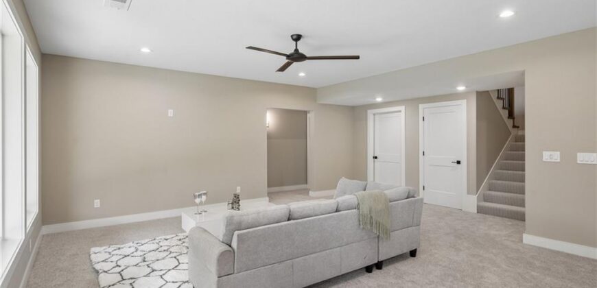 2717 NE 91st Place, Kansas City, MO 64156
